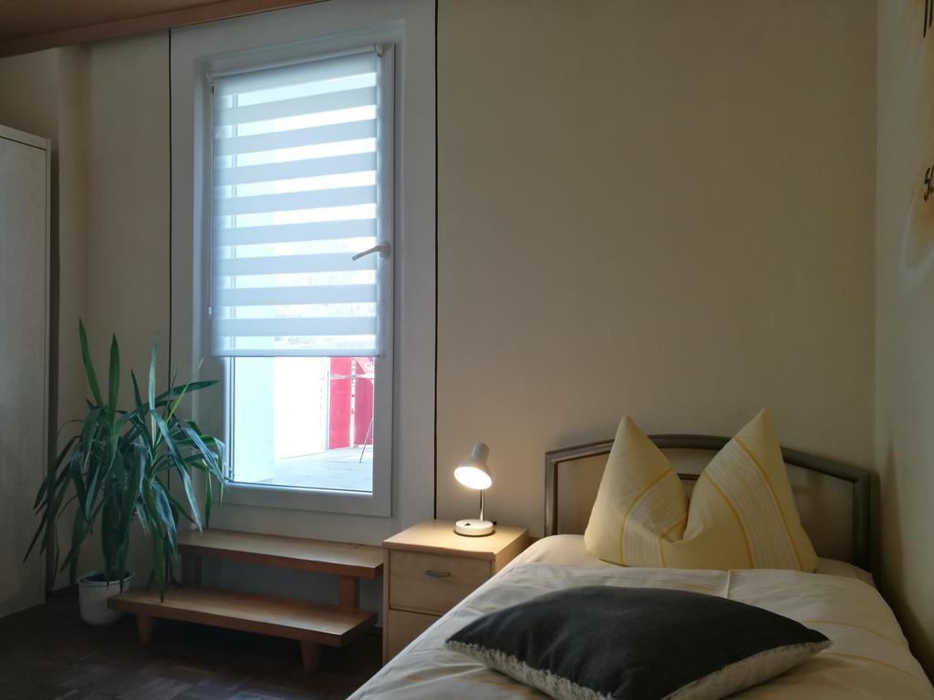 Pension Und Restaurant Reck Aulendorf Exteriör bild