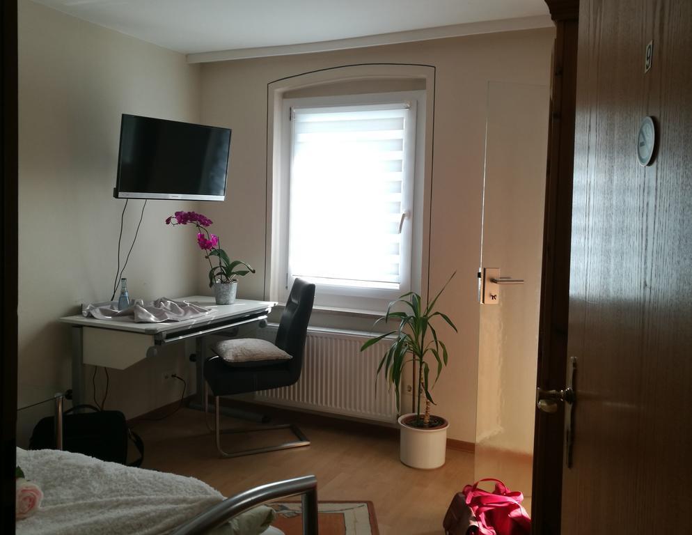Pension Und Restaurant Reck Aulendorf Exteriör bild