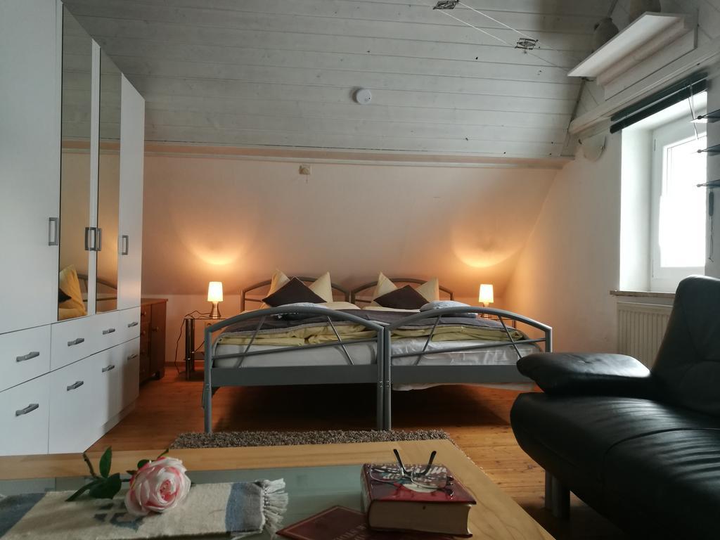 Pension Und Restaurant Reck Aulendorf Exteriör bild