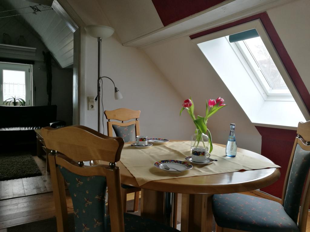 Pension Und Restaurant Reck Aulendorf Exteriör bild