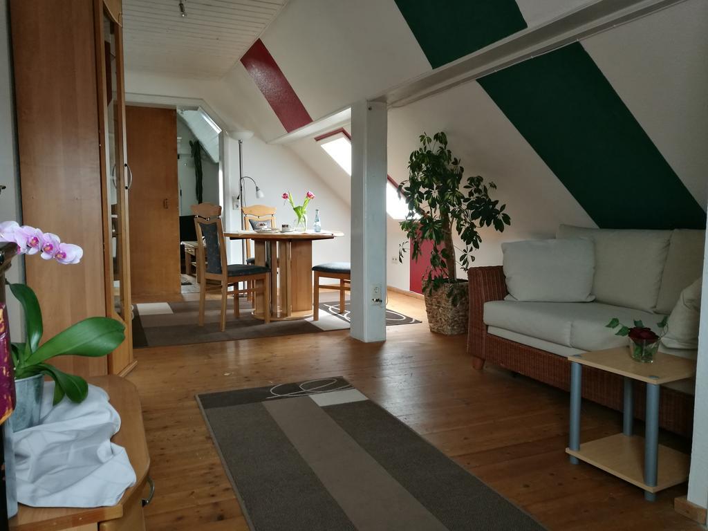 Pension Und Restaurant Reck Aulendorf Exteriör bild