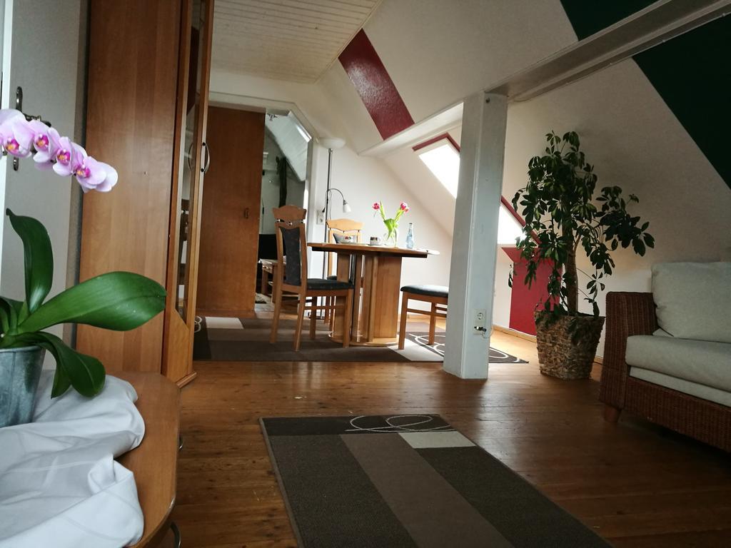 Pension Und Restaurant Reck Aulendorf Exteriör bild